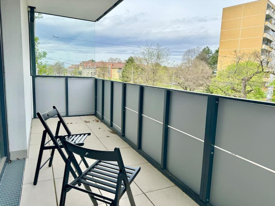 Apartament Modern Danube With Balcony & Free Parking Wiedeń
