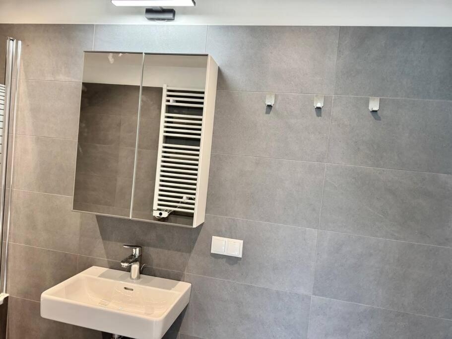 Apartament Modern Danube With Balcony & Free Parking *
